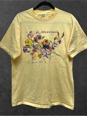 Vintage 1990s Missouri “Love Grows Here” Floral Yellow T-Shirt // L